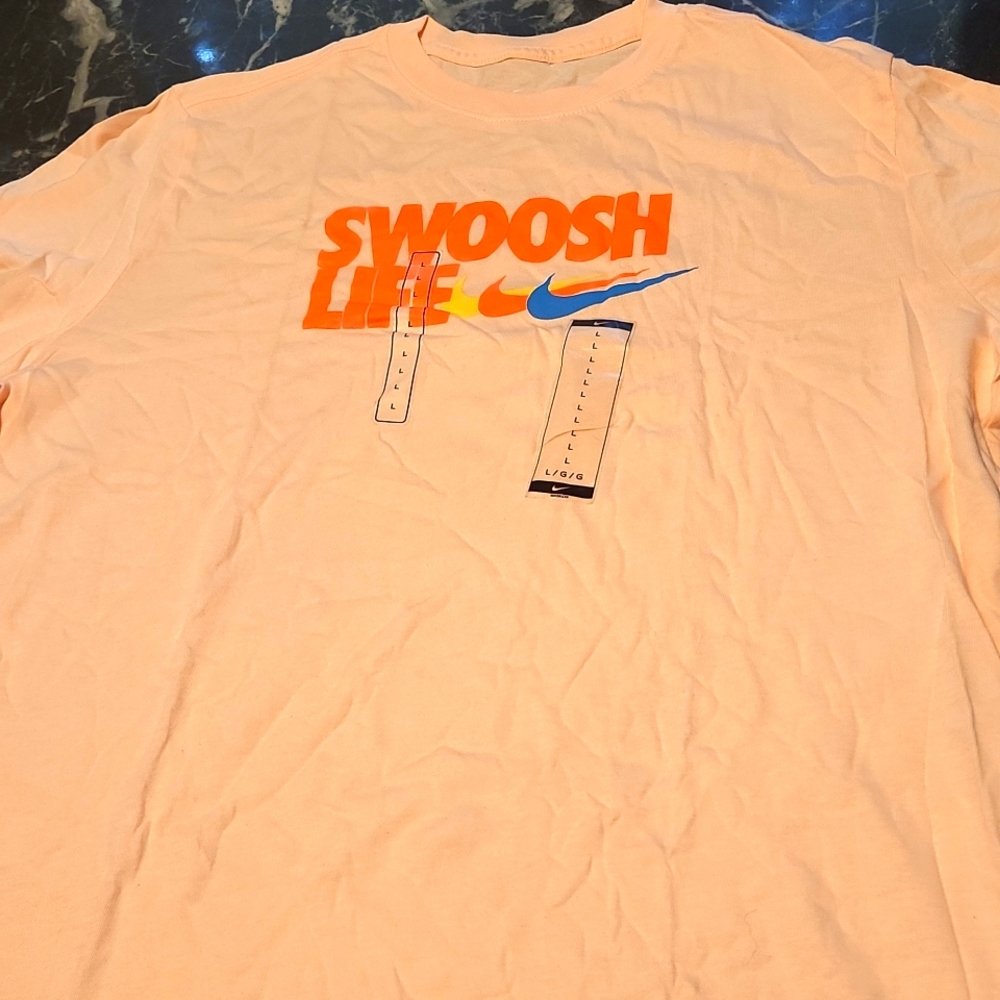 Nike T Shirt